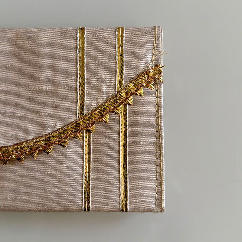 Gotta Crest Envelope Beige