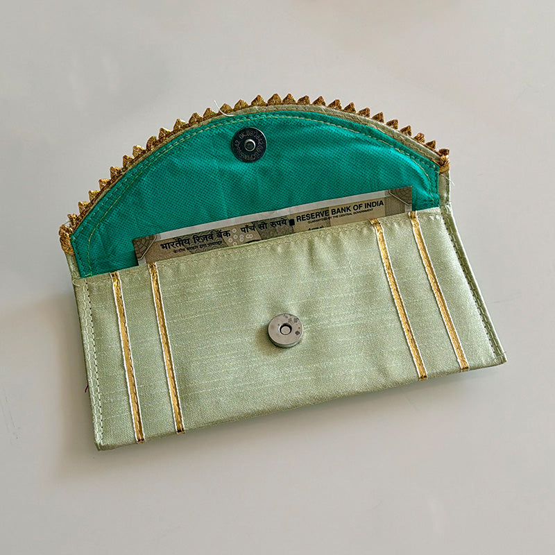 Gotta Crest Envelope Sage Green