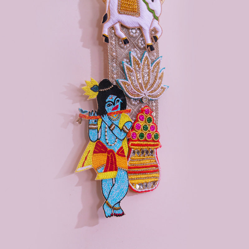 Makhan Leela Hanging