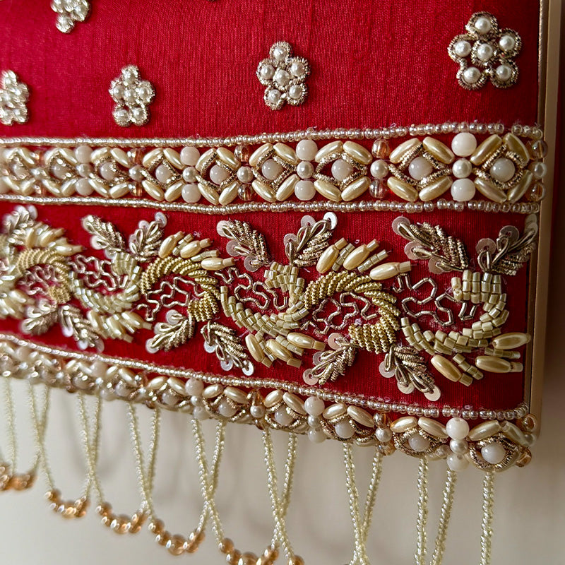 Pearl Garden Box Clutch Classic Red