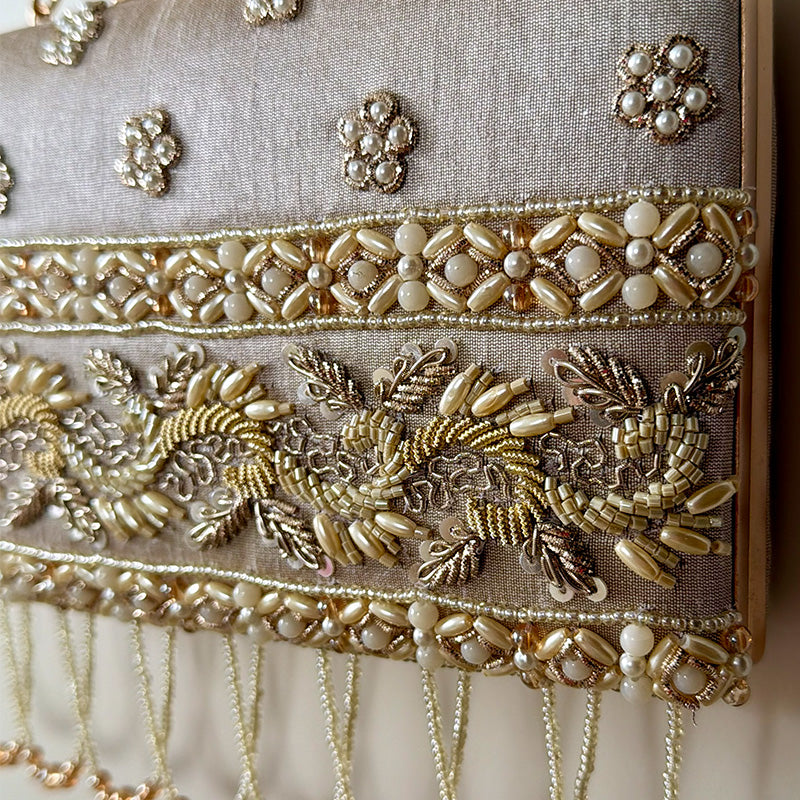 Pearl Garden Box Clutch Pearl Grey